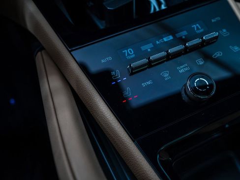 New 2026 Porsche Cayenne AWD/4WD image 18