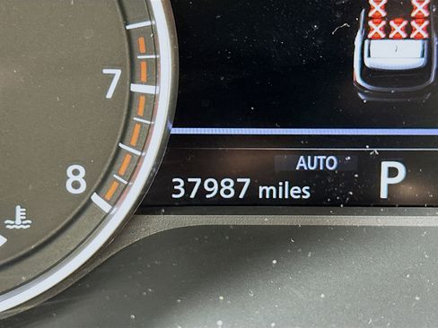 Used 2022 Nissan Pathfinder SL w/ SL Premium Package image 19