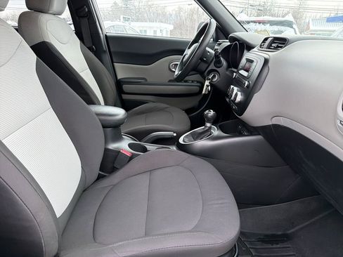 Used 2015 Kia Soul image 34