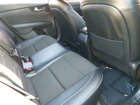 Used 2023 Kia Forte GT-Line w/ GT-Line Technology Package image 11