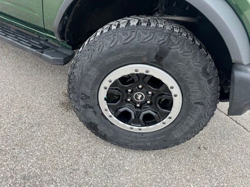 Used 2022 Ford Bronco Outer Banks w/ Sasquatch Package image 36