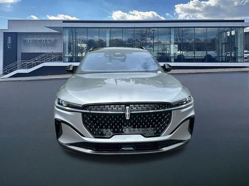 New 2026 Lincoln Nautilus Reserve AWD/4WD image 2