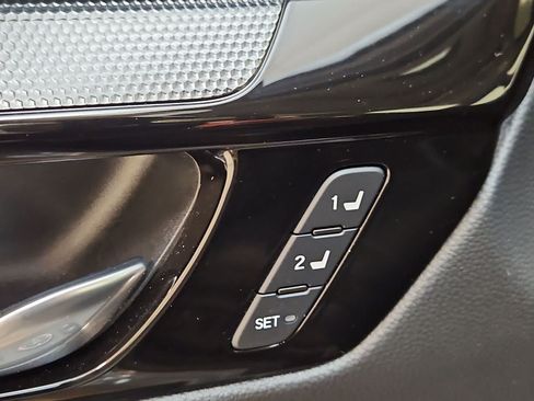 Used 2024 Honda CR-V EX-L image 18