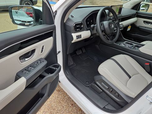 New 2026 Honda Pilot EX-L image 11