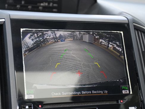 Used 2017 Subaru Impreza 2.0i Limited image 33