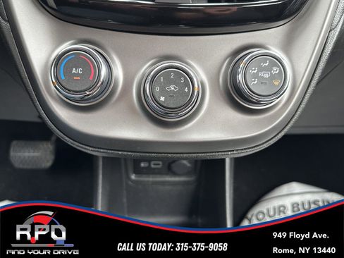 Used 2022 Chevrolet Spark LS FWD image 23