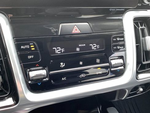 Used 2021 Kia Sorento SX AWD/4WD image 25