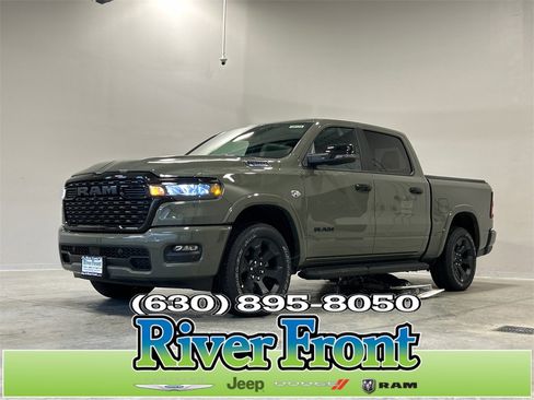 New 2026 RAM 1500 4x4 Crew Cab image 1