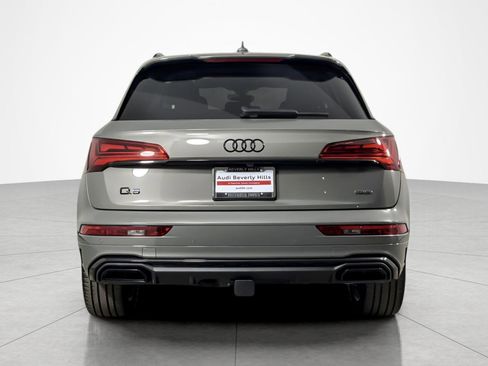 Used 2023 Audi Q5 e Premium Plus w/ Premium Plus Package image 4