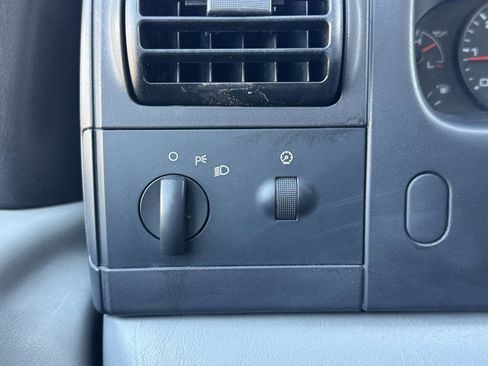 Used 2007 Ford F350 4X2 2dr Regular Cab 140.8 164. image 31