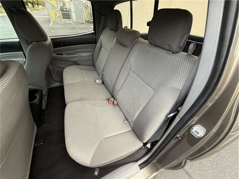 Used 2013 Toyota Tacoma 2WD Double Cab image 13