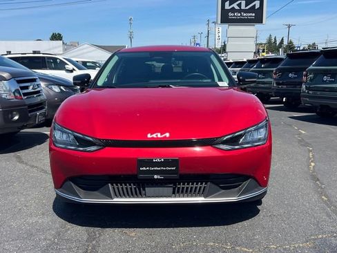 Certified 2024 Kia EV6 Light RWD image 4