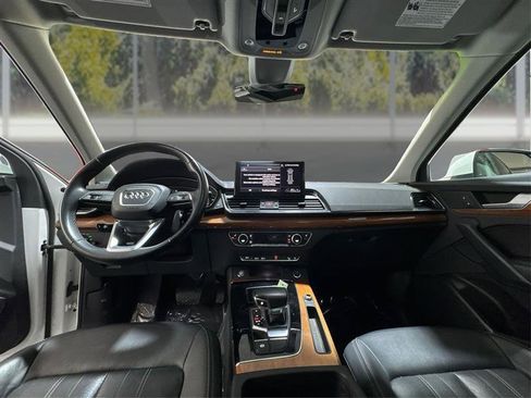 Used 2022 Audi Q5 2.0T Premium w/ Convenience Package AWD/4WD image 23