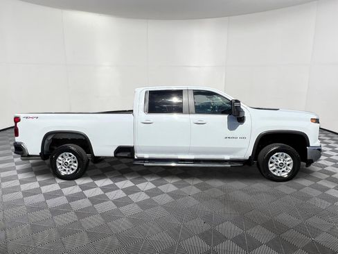 Used 2025 Chevrolet Silverado 2500 LT w/ Safety Package AWD/4WD image 7