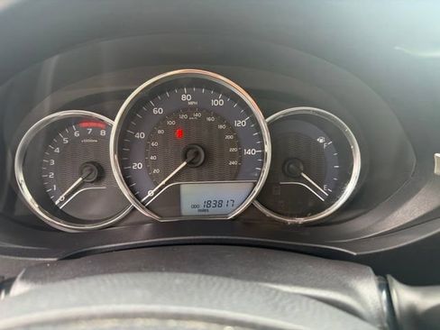 Used 2015 Toyota Corolla LE FWD image 16