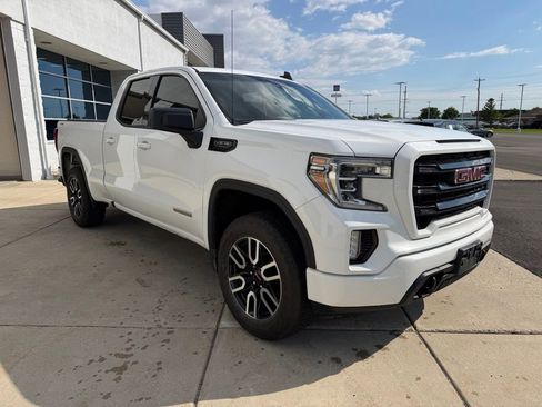 Used 2019 GMC Sierra 1500 Elevation w/ Trailering Package AWD/4WD image 3