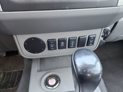 Used 2020 Nissan Frontier SV RWD image 27