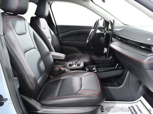 Used 2025 Ford Mustang Mach-E Premium w/ Sport Appearance Package image 10