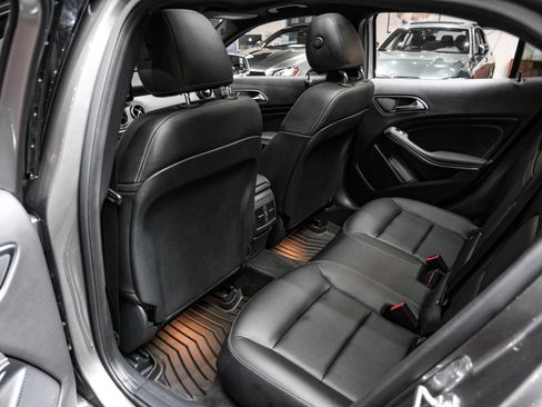 Used 2019 Mercedes-Benz GLA 250 4MATIC image 41