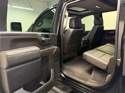 Used 2022 Chevrolet Silverado 2500 LTZ w/ LTZ Plus Package AWD/4WD image 28