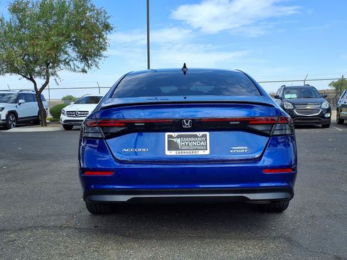 Used 2025 Honda Accord Sport image 5