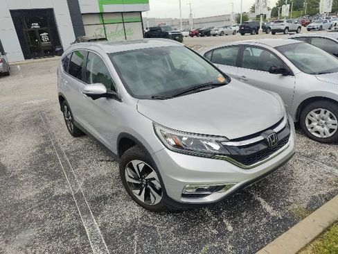 Used 2016 Honda CR-V Touring image 14
