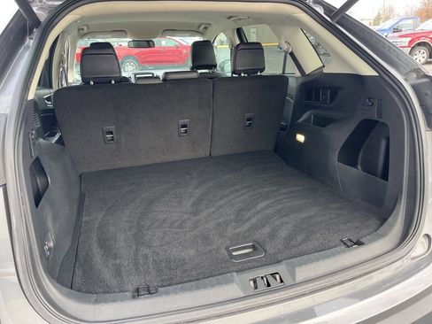 Used 2024 Ford Edge SEL w/ Convenience Package image 14