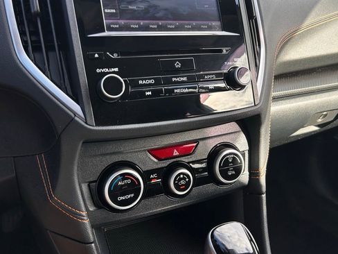 Used 2023 Subaru Crosstrek 2.0i Premium image 19