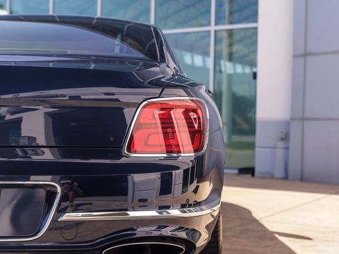 Certified 2023 Bentley Flying Spur W12 AWD/4WD image 18