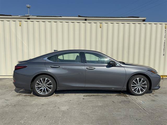 Certified 2020 Lexus ES 350 w/ Premium Package FWD image 2