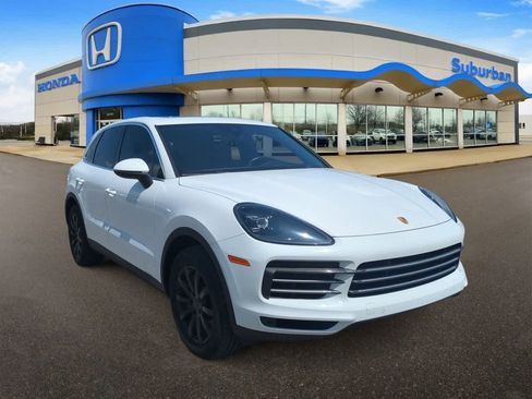 Used 2020 Porsche Cayenne S image 2