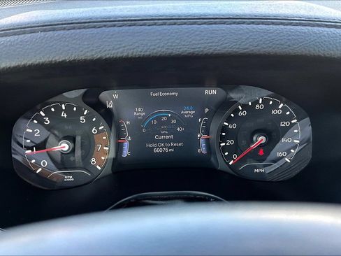 Used 2024 Jeep Compass Latitude AWD/4WD image 14