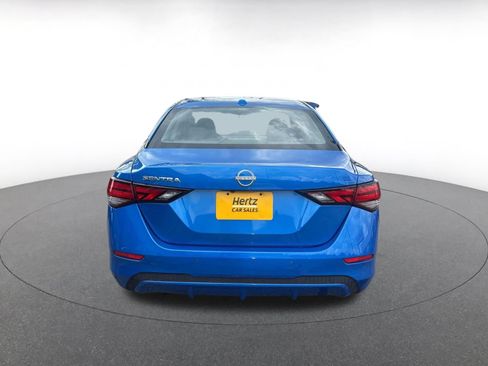 Used 2025 Nissan Sentra SV FWD image 17