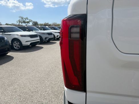 Used 2024 GMC Sierra 2500 Denali Ultimate w/ Max Trailering Package image 10