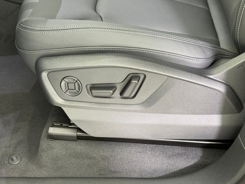 New 2026 Audi Q8 Premium Plus AWD/4WD image 13