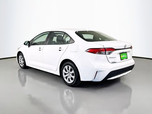 Used 2022 Toyota Corolla LE FWD image 7