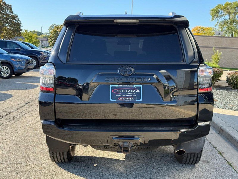 Used 2018 Toyota 4Runner SR5 Premium AWD/4WD image 4
