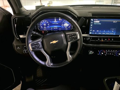 Certified 2023 Chevrolet Silverado 1500 LT image 17