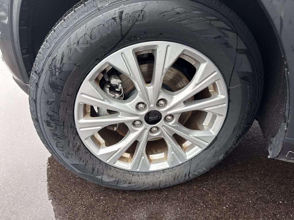 Used 2025 Ford Escape Active AWD/4WD image 27