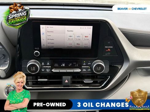 Used 2023 Toyota Highlander L FWD image 19
