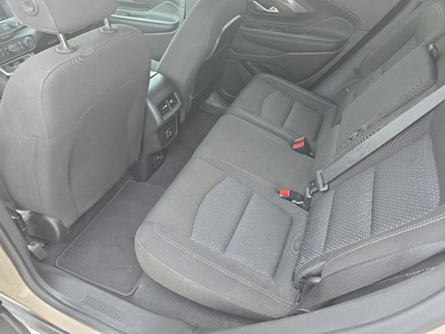 Used 2023 GMC Terrain SLE w/ Driver Convenience Package image 16