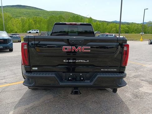 New 2026 GMC Sierra 3500 Denali w/ Denali Reserve Package AWD/4WD image 27