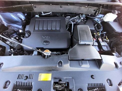 Used 2016 Toyota Highlander LE AWD/4WD image 11