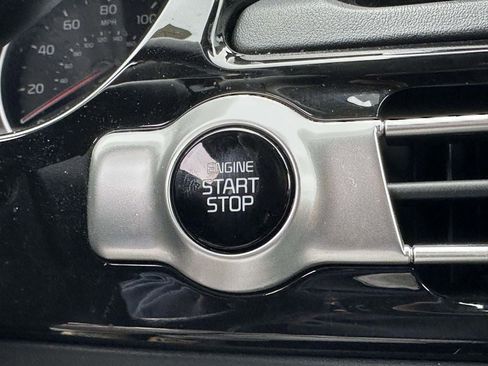 Certified 2021 Kia Seltos SX image 28