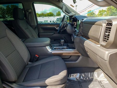 Used 2023 Chevrolet Silverado 1500 RST w/ Z71 Off-Road Package image 31