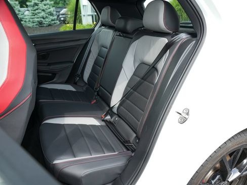 Used 2024 Volkswagen GTI Autobahn FWD image 34