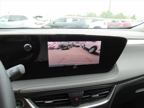 Used 2024 Buick Encore GX Preferred w/ Comfort Package AWD/4WD image 25
