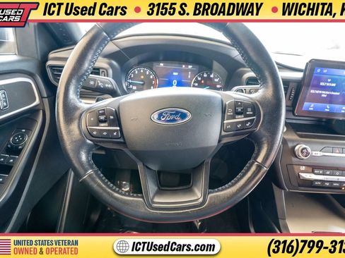 Used 2020 Ford Explorer XLT AWD/4WD image 9