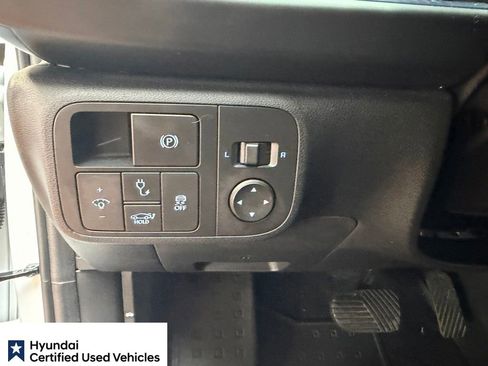 Used 2025 Hyundai Ioniq 6 SEL RWD image 21