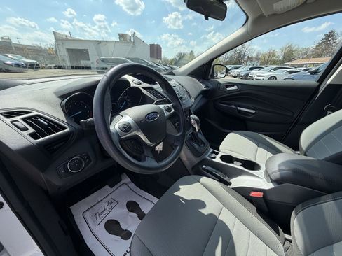 Used 2015 Ford Escape SE FWD image 13